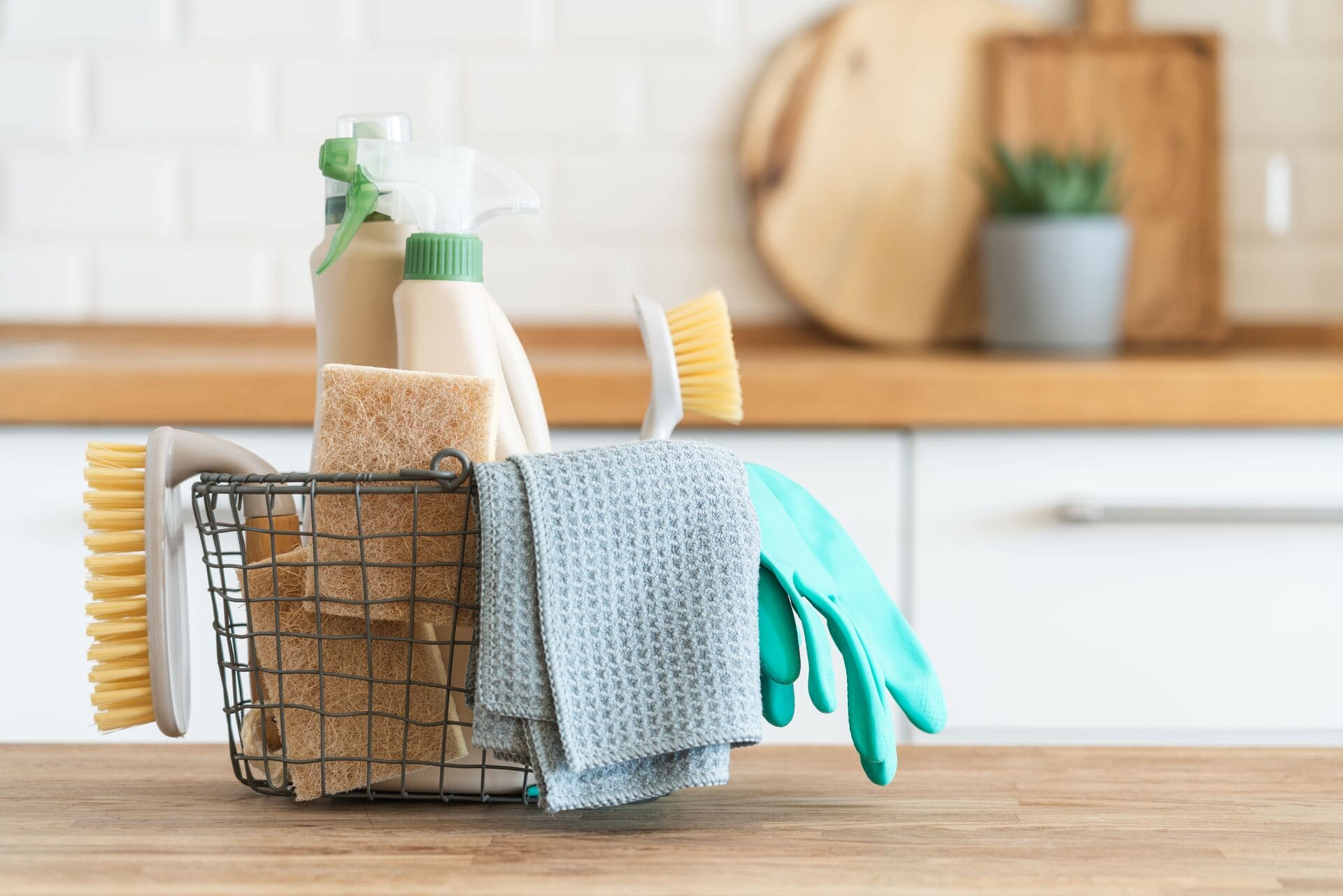 The Ultimate Guide to Safe and Effective Cleaning Supplies